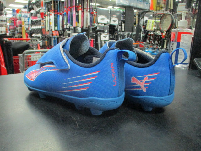 Load image into Gallery viewer, Used Puma Ultra 6 PLAY Jr Cleats Size 13
