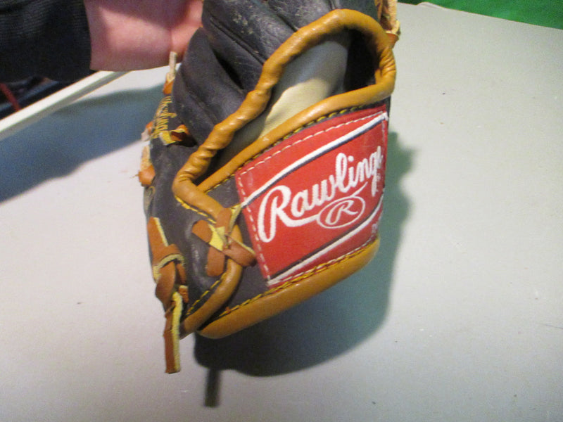 Load image into Gallery viewer, Used Rawlings Players Series 9" Glove - RHT
