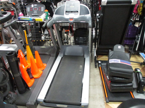 Used Precor 932i Treadmill