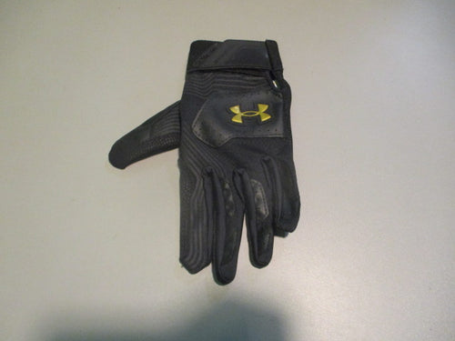 Used Under Armour Size Youth Medium Batting Glove - LH
