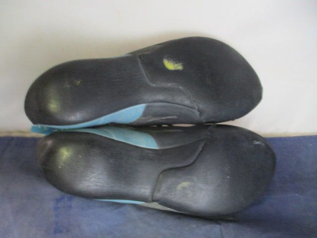 Load image into Gallery viewer, Used La Sportiva Finale Climbing Shoes Women Size 6.5 - slight wear

