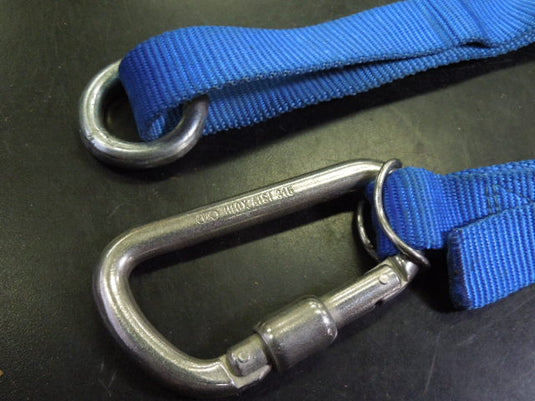 Used Marine Grade D typ Slip Lock Carabiner with Nylon Rope Connected