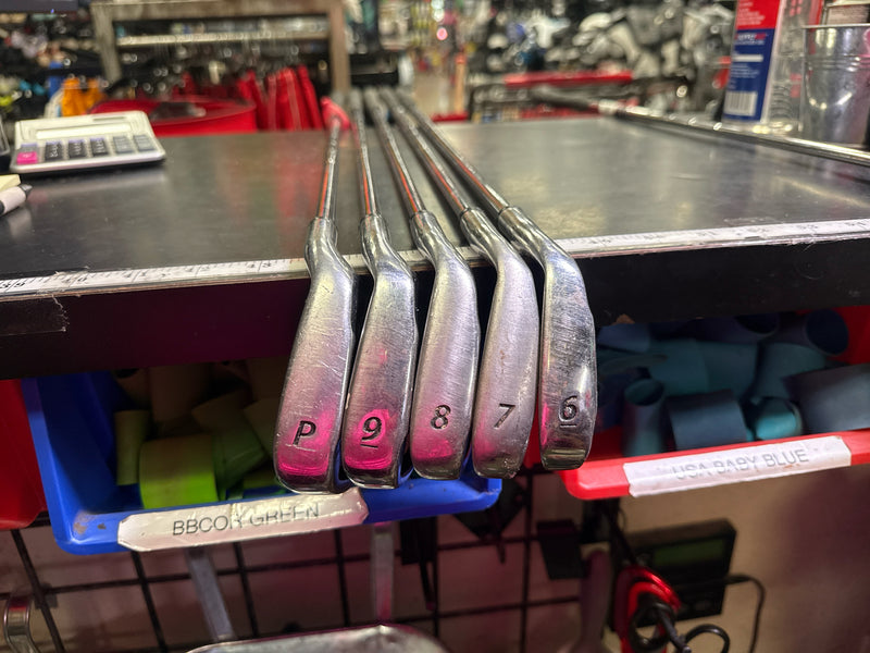 Load image into Gallery viewer, Used Strata 5 Piece Iron Set 6-PW
