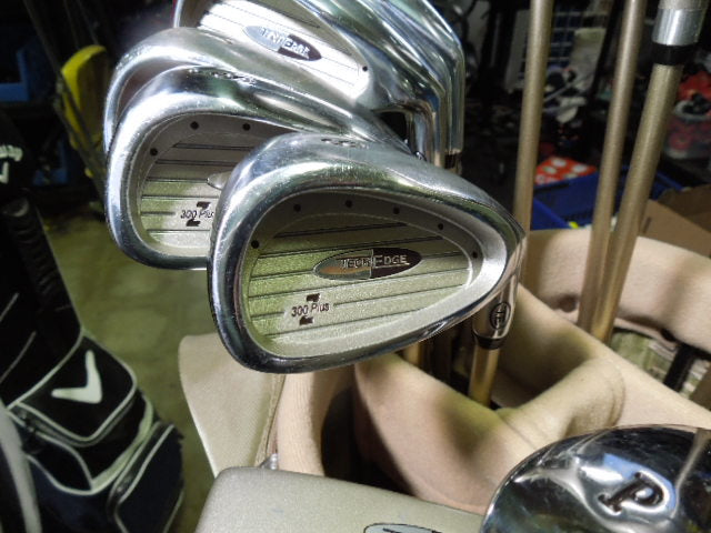Load image into Gallery viewer, Used Tech Edge Complete Ladies 12pc Right Hand Golf Club Set with Carry Bag

