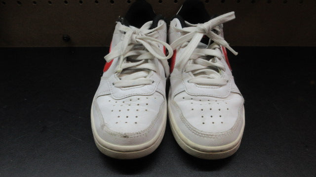 Load image into Gallery viewer, Used Nike Court Borough Low 2 Basketball Shoes - Size Youth 3.5
