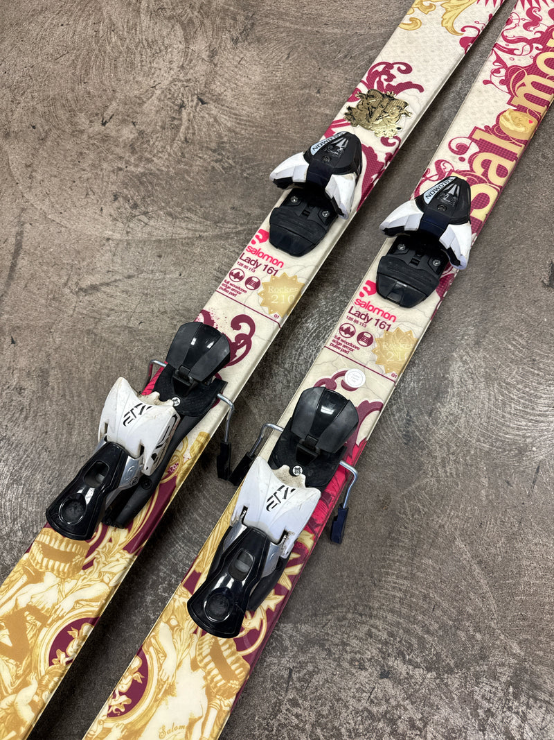 Load image into Gallery viewer, Used Salomon Lady 161 Twin Tip Park All-Mountain Freeride Ladies Skis Size 161cm
