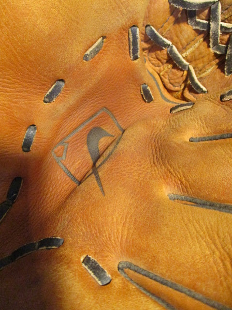 Used Nike Diamond Ready 12.5" KDR1258 RHT Glove