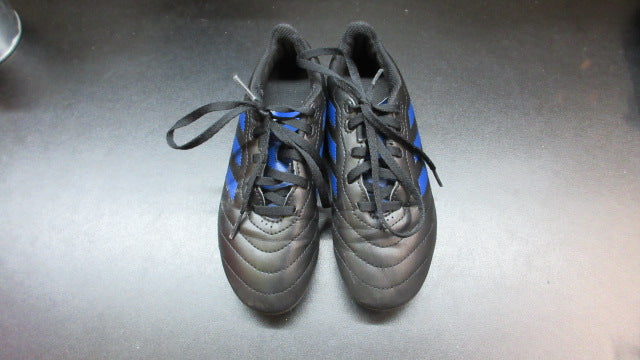 Load image into Gallery viewer, Used Adidas Soccer Cleats - Size 1
