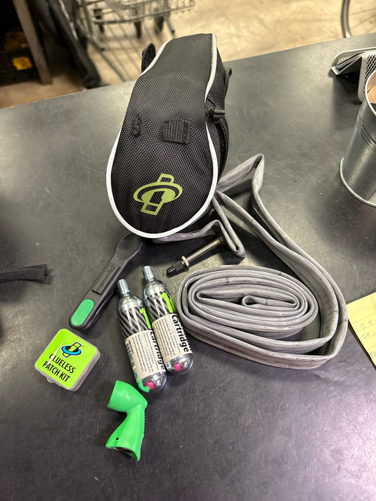 Like New Genuine Innovations Seat Bag C02 Inflation Kit Not avail. for shipping