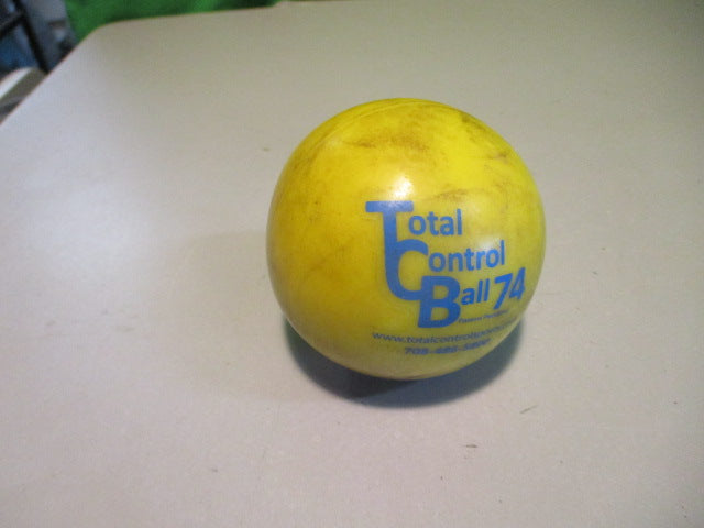 Load image into Gallery viewer, Used Total Control Ball 74 15 oz Training Ball
