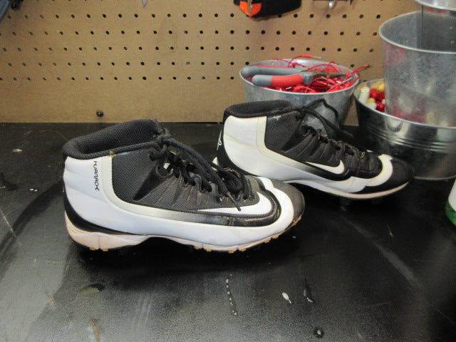 Load image into Gallery viewer, Used Nike Air Huarache Mid Baseball Cleats - Size Youth 4.5
