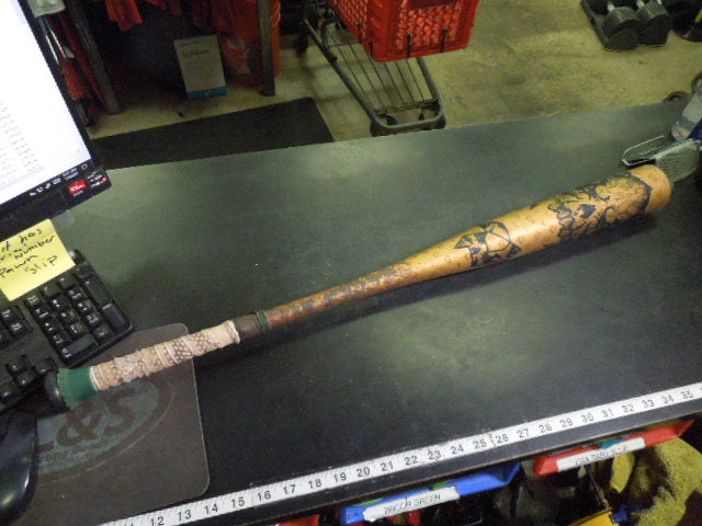 Load image into Gallery viewer, Used Demarini Voodoo VOC-23 BBCOR Baseball Bat 32 in 19 oz -3
