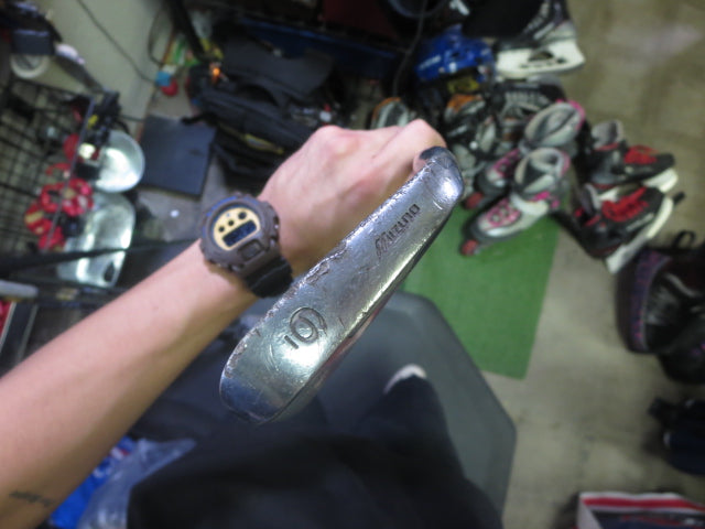 Load image into Gallery viewer, Vintage Mizuno T-Zoid True Forged Right Hand 6 Iron
