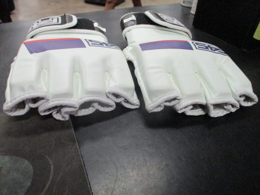 Used F45 MMA Sparring Gloves Size Large