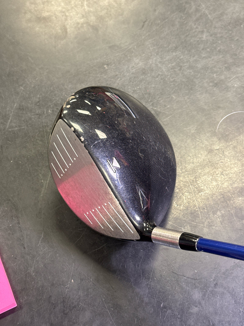 Load image into Gallery viewer, Used Titleist 909 D Comp 9.5º Right Hand Driver
