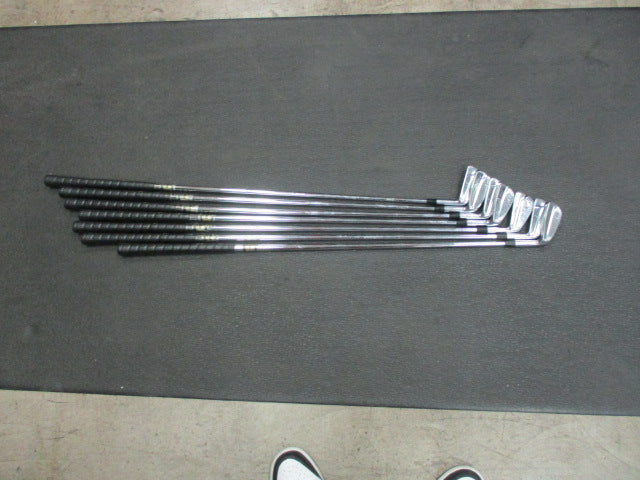 Load image into Gallery viewer, Used Mizuno MP-14 Iron Set 4-9 , PW - RH
