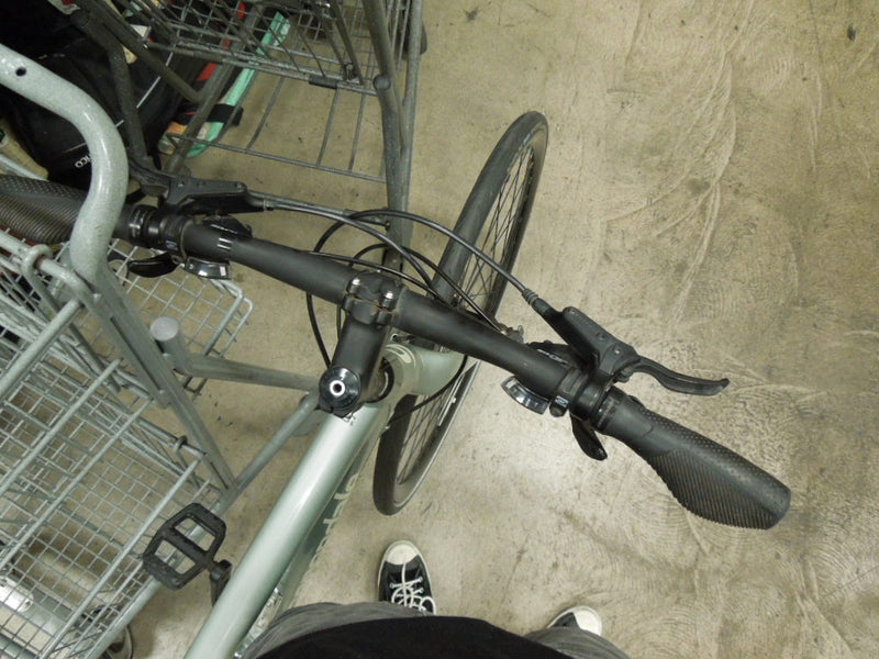 Load image into Gallery viewer, Used Cannondale Quick 4 Womens Disc 26" All City Commuter Bicycle
