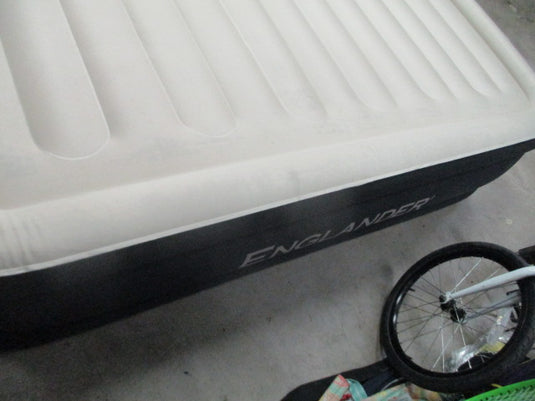 Used Englander First Ever Microfiber Air Mattress With Built In Pump Queen