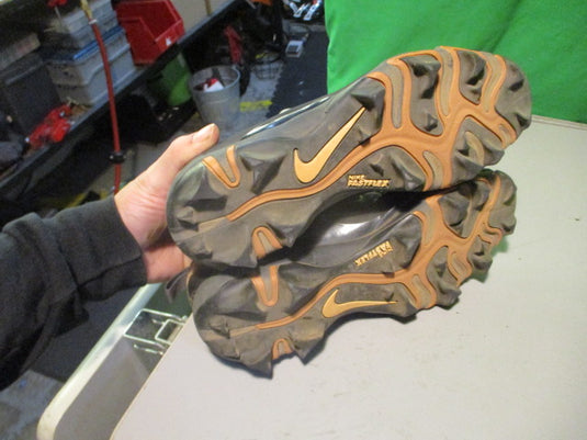 Used Nike Fastflex Size 8 Cleats