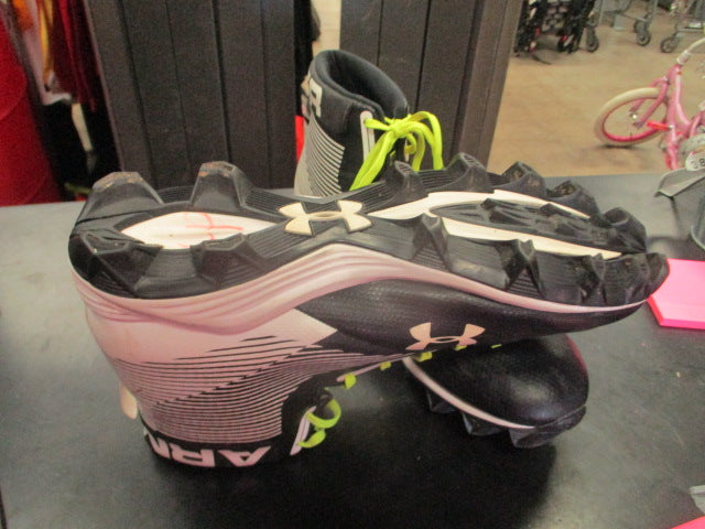 Load image into Gallery viewer, Used Under Armour High Top Football Cleats Size 10.5
