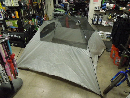 Used Ozark Trail 3 Person Dome Tent 7x7 ft