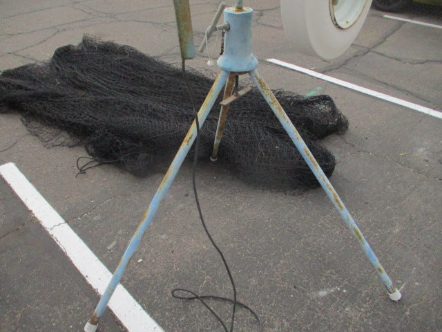 Load image into Gallery viewer, Used Jugs Dual Wheel Pitching Machine
