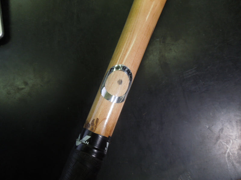 Load image into Gallery viewer, Used Rawlings 243 x Maple Big Stick Elite Heritage Cut Wood Baseball Bat 32 in
