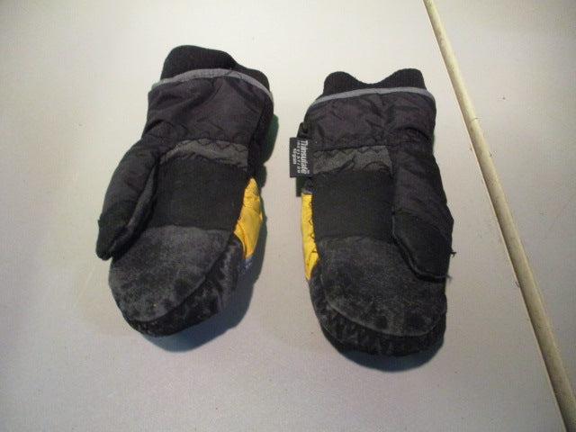 Load image into Gallery viewer, Used youth Thinsulate Snow Gloves
