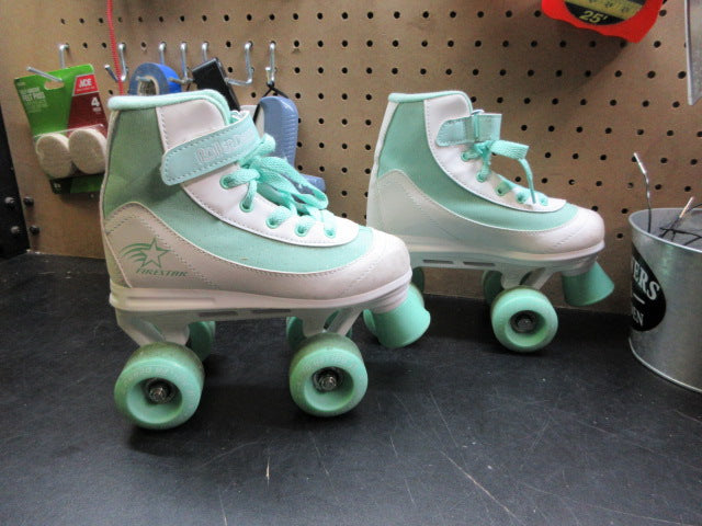 Load image into Gallery viewer, Used Roller Derby FireStar  Roller Skates - Size Youth 1
