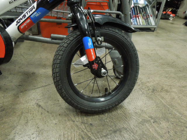Load image into Gallery viewer, Used JOYSTAR New Berry 12" Kids Bike
