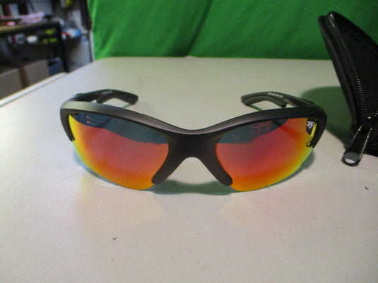 Used Polarized Sunglasses UV400 W/ Extra Lens