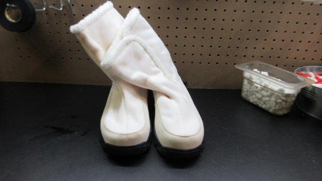 Load image into Gallery viewer, Used Land's End Winter Boots
