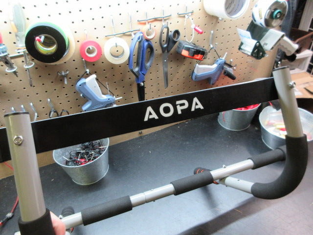 Load image into Gallery viewer, Used AOPA Multi-Grip Doorway Pull-Up Bar
