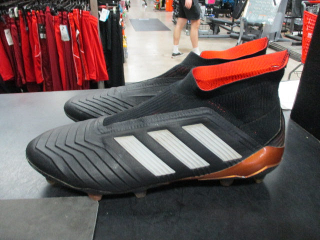 Load image into Gallery viewer, Used Adidas Predator Size 12 Soccer Cleats
