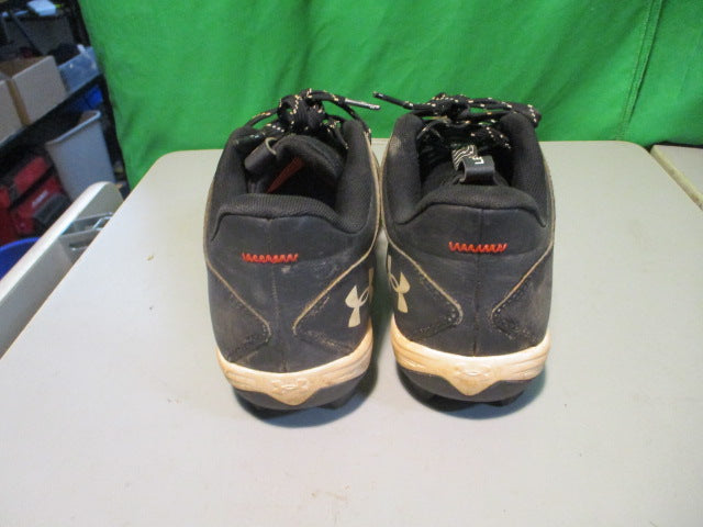 Load image into Gallery viewer, Used Under Armour Leadoff Size 9 Cleats
