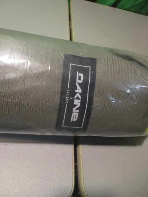 Load image into Gallery viewer, Dakine Ultralight Lightweight Camp Table
