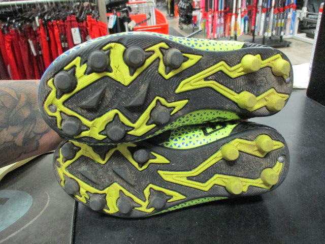 Load image into Gallery viewer, Used Lotto Forza Elite Size 13 Kids Soccer Cleats
