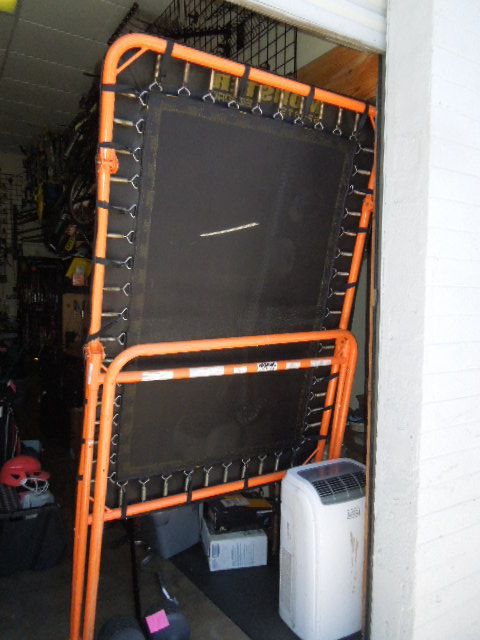 Load image into Gallery viewer, Used Monster Sports 8 ft Throwback Rebounder By EZGoal
