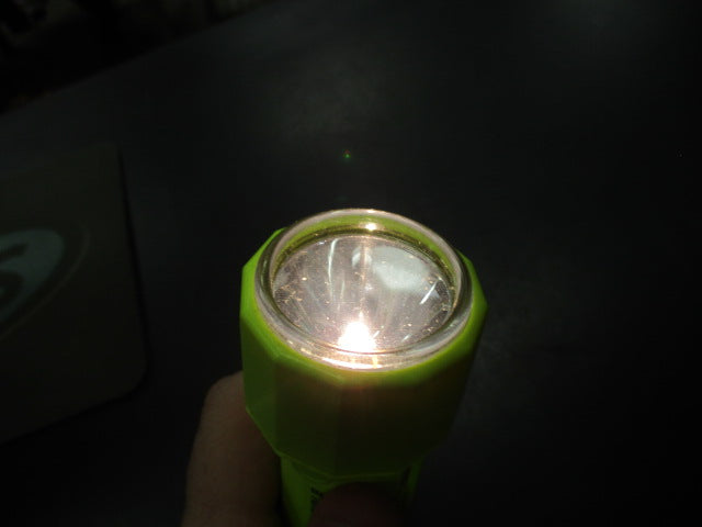 Load image into Gallery viewer, Used Super Pelilite Submersible Dive Light
