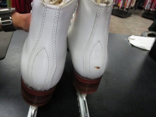 Used Don Jackson 7.5- 8 Figure Skates