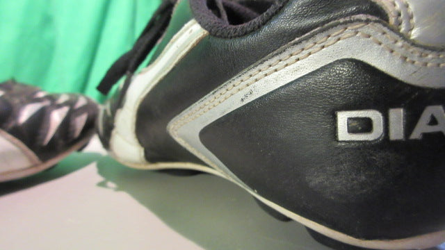 Load image into Gallery viewer, Used Diadora Scudetto Leather Youth 3 Soccer Cleats - (Some Wear)
