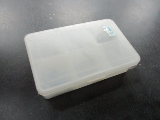 Load image into Gallery viewer, Used Tackle Box W/ Assorted Hooks
