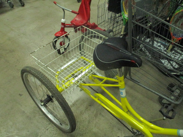 Load image into Gallery viewer, Used Sun City Bicyles Traditional Trike 24
