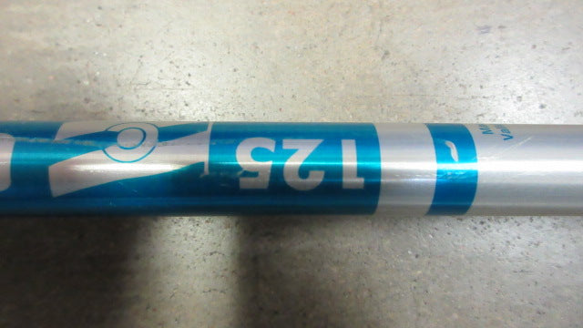 Load image into Gallery viewer, Used Rossignol 50&quot; Ski Poles
