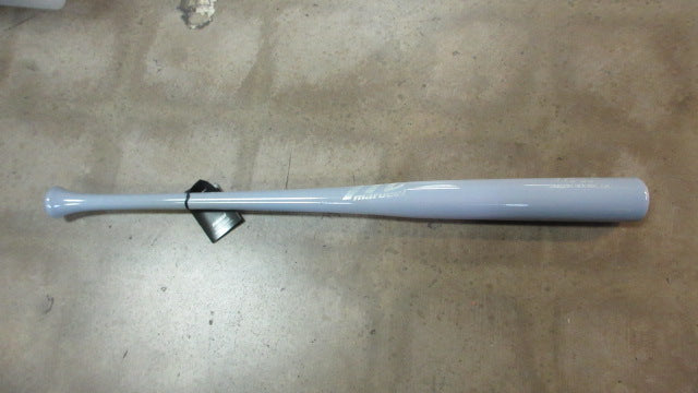 Load image into Gallery viewer, New Marucci Pro Cut 34&quot; Wood Baseball Bat (Small Dent)
