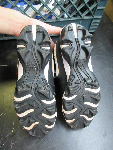 Load image into Gallery viewer, Used Nike Air Jordan 1 Low Football Cleats -  Size Youth 5.5

