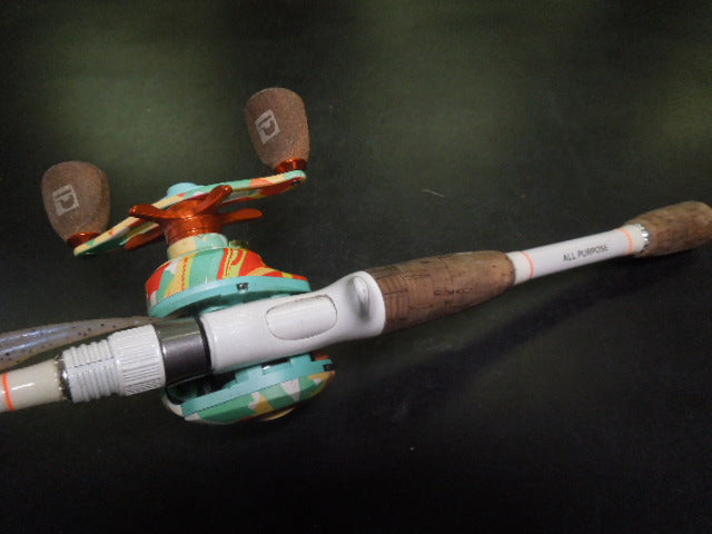 Load image into Gallery viewer, Used ProFISHiency 7 ft 6 in Heavy Krazy Baitcast Reel and Rod Combo
