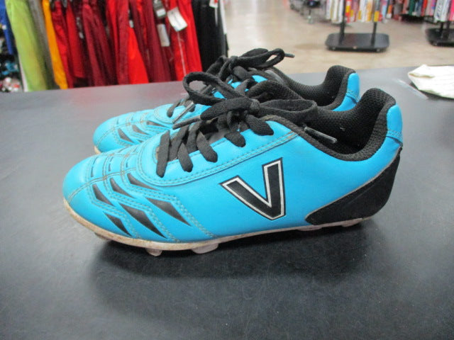 Load image into Gallery viewer, Used Victor Sierra Youth 1Y Soccer Cleats
