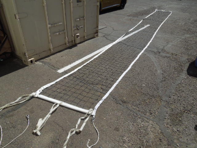 Load image into Gallery viewer, Complete Senoh DE11 Indoor Gym Volleyball Net, Poles and Pads System
