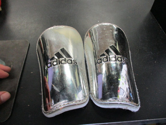 Used Adidas Adult Soccer Shin Guards